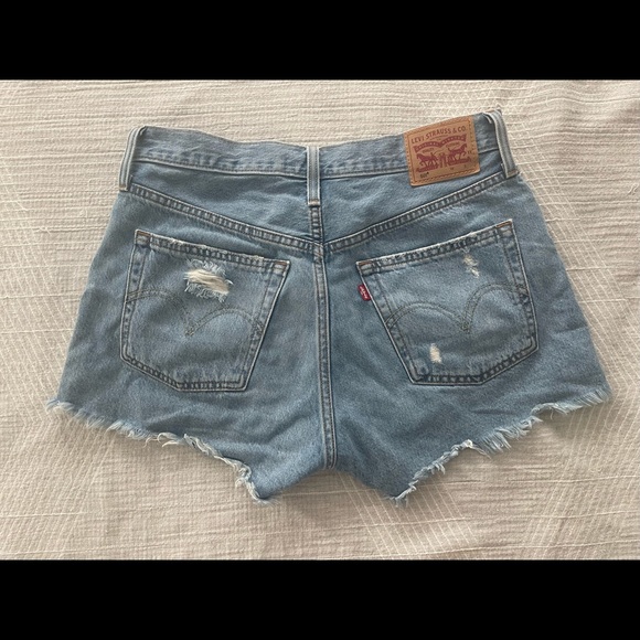 Levi 501 jeans shorts - Picture 2 of 2